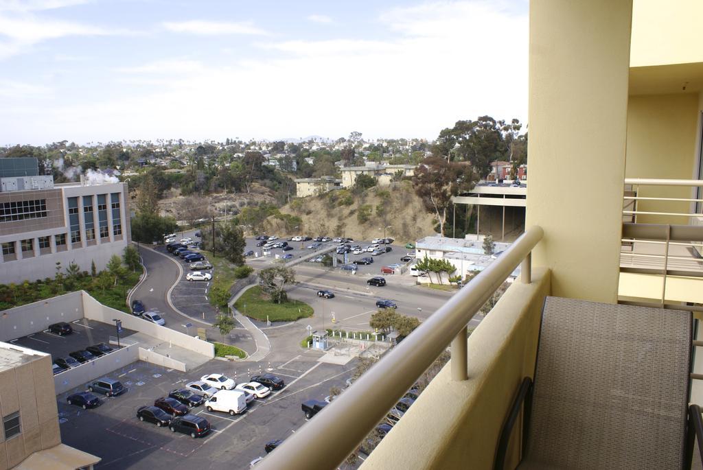 Sommerset Suites Hotel San Diego Exterior foto